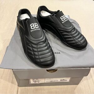 Balenciaga $790 Zen Soccer Sneaker Shoe, Black, Size 41